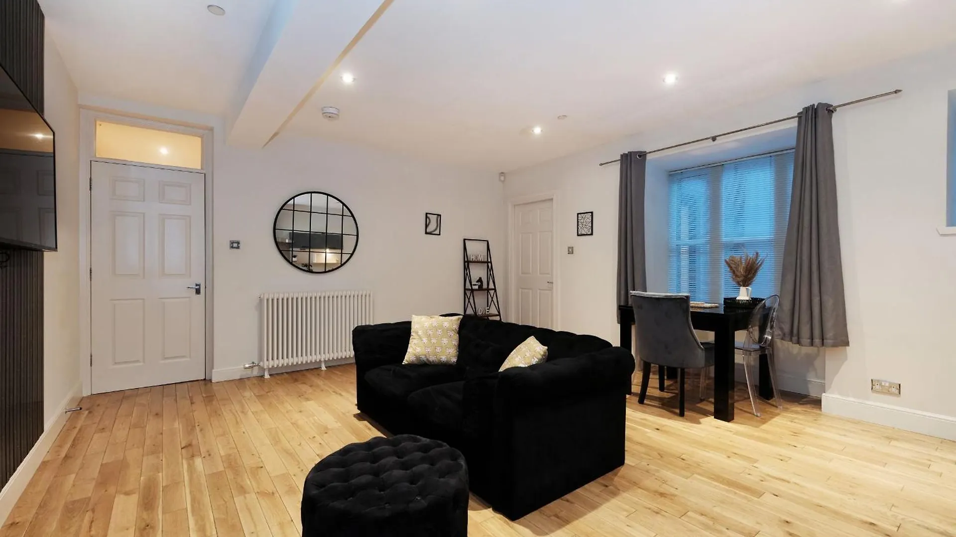 One Of A Kind Historic 3 Bedroom Apartment Aberdeen Egyesült Királyság