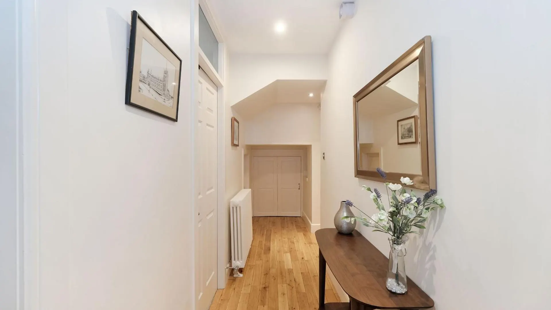 One Of A Kind Historic 3 Bedroom Apartment Aberdeen Egyesült Királyság